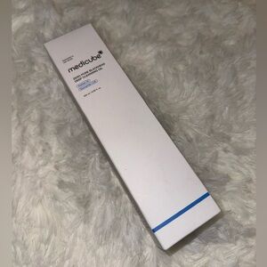 FINAL PRICE NWB Medicube Zero Pore Blackhead Deep Cleansing Oil